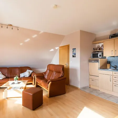 Appartement 10 *