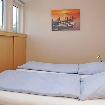 Appartement 10 *